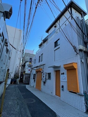 ダイヤモンド企画ビル２F-B